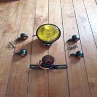 [COMBO SIÊU RẺ ] ĐÈN PHA Rebel độ classic + Đèn hậu tổ ong + 4 xi nhan hột vịt bé