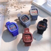 Còn hàng [Sẵn sàng] Đồng hồ thạch anh thể thao nữ Đồng hồ chống nước thời trang dành cho sinh viên