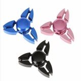 Con quay 3 cánh Sakura bằng nhôm loại lớn Fidget Hand Spinner (nhiều màu) [bonus]