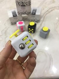 Con quay giảm stress Fidget Cube