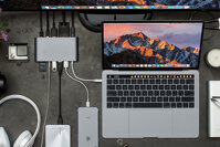 Cổng chuyển HyperDrive Ultinmate USB-C Hub Silver (GN30-SILVER) - Hỗ trợ 10 cổng kết nối bao gồm 1 cổng HDMI, VGA, Gigabit Ethernet, Mini DisplayPort, Thunderbolt 3, USB-C, micro SD, SD, 3 x USB 3.1, audio jack