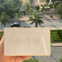 Công Tắc Cửa Cuốn WiFi Điều Khiển Qua Điện Thoại App Tuya Viền Vàng Cao Cấp 2021