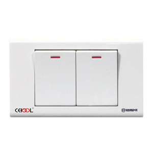 Công tắc đôi Sino Vanlock S182D2
