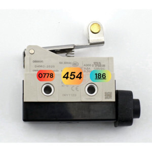 Công tắc hành trình Omron D4MC-2020