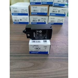 Công tắc hành trình Omron D4N-2131