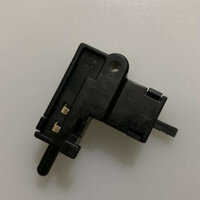 Công tắc tay côn Suzuki Gz150a