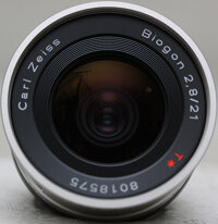 Contax Carl Zeiss Biogon 21mm f/2.8  T*