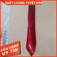 Cốp xe đỏ Acruzo