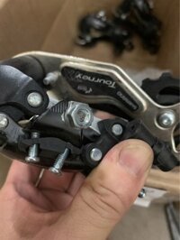 Củ đề Shimano Tounney TX bánh đen (Chiếc)