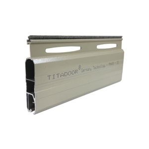Cửa cuốn công nghệ Đức Titadoor PM49S