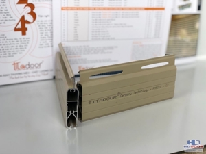 Cửa cuốn công nghệ Đức Titadoor PM501K