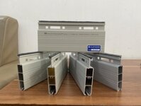 Cửa cuốn khe thoáng S8