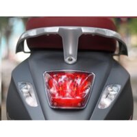Cụm đèn hậu xe máy điện vespa