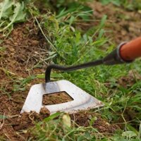 Cuốc xới đất CN-22, Dụng cụ làm tơi xốp đất, Nạo cỏ trên đất