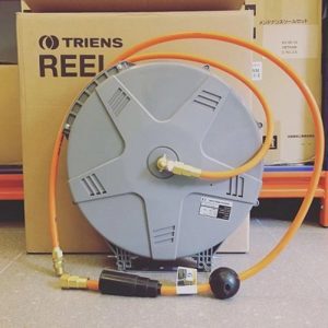 Cuộn dây hơi khí nén tự rút Sankyo Triens SHR-15Z