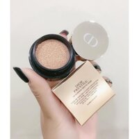 Cushion Dior Prestige tone số 010 mini 4g