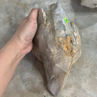 đá thạch anh thô tự nhiên thiên nhiên nguyên sinh(đá thật) nặng 2.8kg(C159)