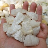 Đá thạch anh thô vụn 1x2 cm rải nền nhà trấn trạch