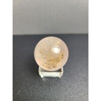 Đá thạch anh trắng hình cầu trong suốt siêu trong, 1 góc có hoa dendritic rõ hàng hiếm có sao kép (hàng vip, sưu tầm)