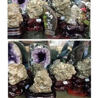 Đá vàng găm tự (Pyrite) thô, phong thủy thu hút tài lộc, thúc đẩy ý chí, mang lại thịnh vượng cho chủ nhân.