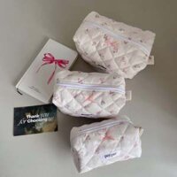 Daisy | Pouch Make Up Chần Bông Đính Nơ Pepperthings Túi Vải Đựng Mỹ Phẩm Hộp Bút Viết Đồ Dùng Cá Nhân Xinh Xắn - Pouch