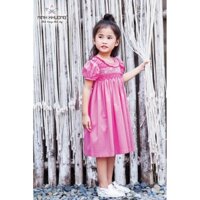 Đầm bé gái Ninh Khương - Đầm smock từ vai bèo cổ tay phồng