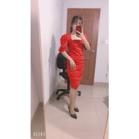 Đầm body đỏ cổ vuông