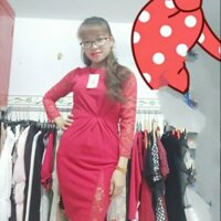 Đầm body xoắn eo