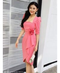 ĐẦM CỔ VUÔNG DÚN TAY EO ĐÍNH HOA HỒNG XINH XẮN -2634