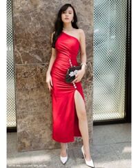 ĐẦM CỔ XÉO MỘT VAI ĐÍNH HẠT XOÀN XẺ LAI - 2509