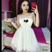 Đầm cúp xòe đô lưới hoa ngực