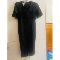 Đầm da lộn màu đen thiết kế đơn giản