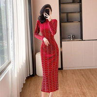 Đầm dài tay nhung vàng kim cương Qzas 6932