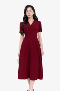 Đầm đỏ dự tiệc dáng xòe đính hoa