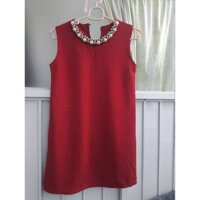 Đầm đỏ mặc Tết đính hột xoàn siêu đẹp