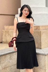 Đầm dự tiệc hai dây peplum tùng xếp ly