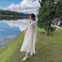 Đầm dự tiệc phom xoè ren hoa cổ sen kèm nút