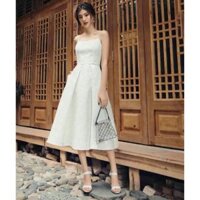 Đầm gấm xinh trình làng nhé, chất lên form sang chảnh lắm nè 💋💋💋😍😍😍
Giá #200K