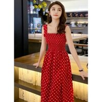 Đầm hai tay chấm bi đỏ