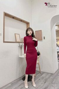 Đầm len body dáng dài cổ 3 phân