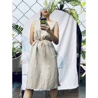 đầm linen khoét lưng