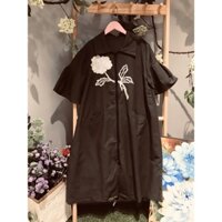Đầm linen thêu hoa hồng