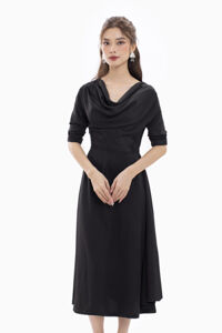 Đầm lụa đen cổ đổ dáng dài