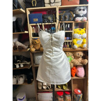 đầm lụa trắng hai dây thiết kế kết hoa siêu sang sảnh