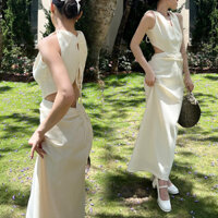 Đầm maxi đi biển thiết kế cut out, hở eo và lưng, cổ V, sát nách ROKI