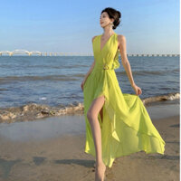 Đầm maxi xẻ tà, cổ yếm khoét sâu quyến rủ. Mã: DollyA1232-05