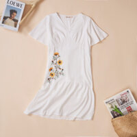 Đầm  Phom Suông Đuôi Cá Thêu Hoa Cổ Tim Tay Xòe Vải Linen Tưng Mát Cao Cấp