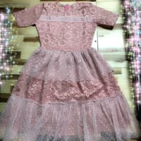 Đầm ren công chúa tầng màu hồng da