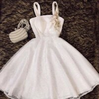 Đầm ren xòe 2 dây đính ngọc