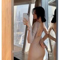 đầm rip hở lưng.